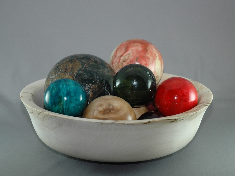 Bowl full of balls